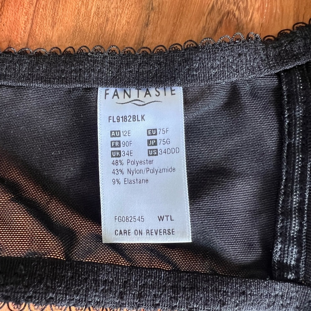 Fantasie Black and Red Floral Lace Underwire Bra with Side Support, US size 34F - Picture 3 of 3